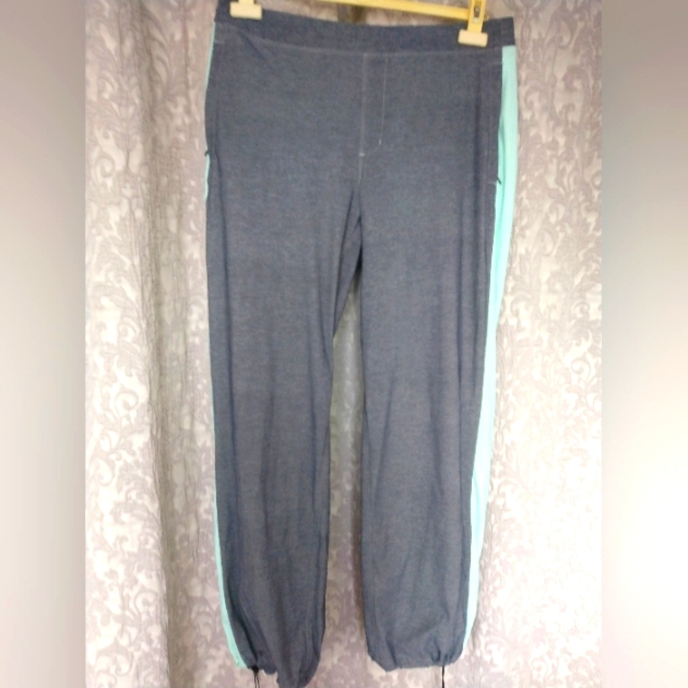 Lululemon long loose fit pant